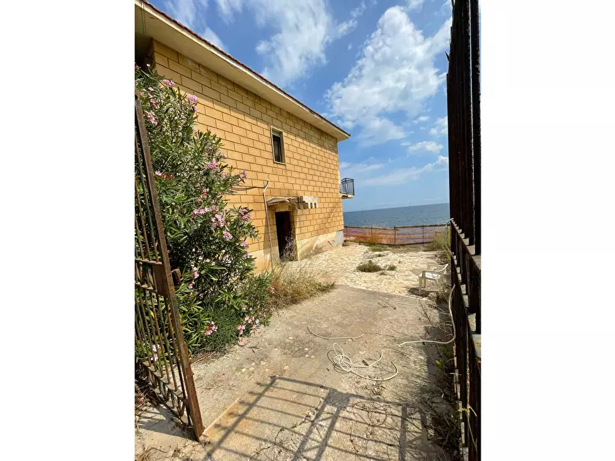 Immagine 5 di Villa in vendita  a Trabia