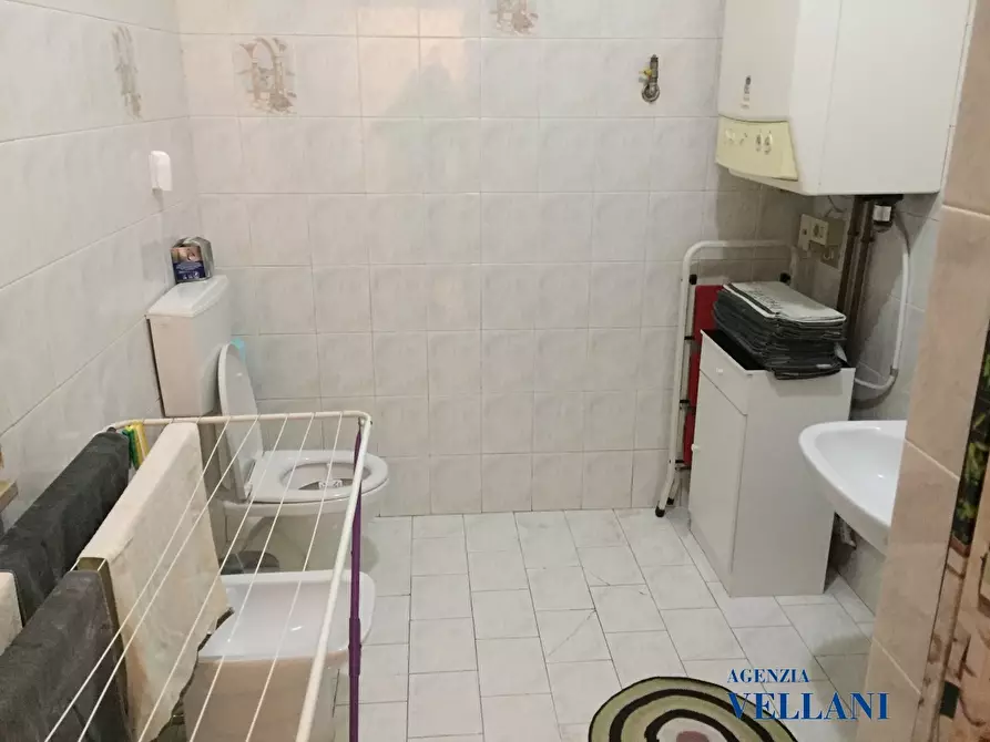 Immagine 3 di Licenza in vendita  a San Prospero