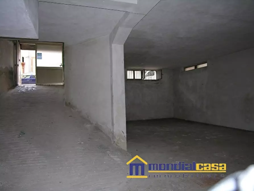 Immagine 2 di Garage in vendita  a Pachino
