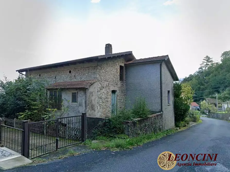 Immagine 1 di Casa semindipendente in vendita  19 a Mulazzo