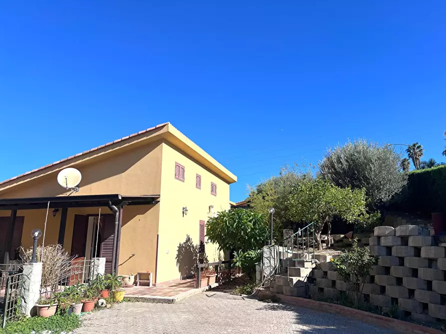 Immagine 1 di Villa in vendita  a Trabia