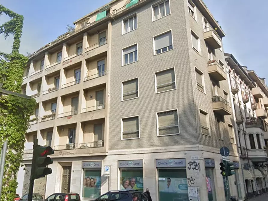 Immagine 2 di Ufficio in vendita  18 a Torino