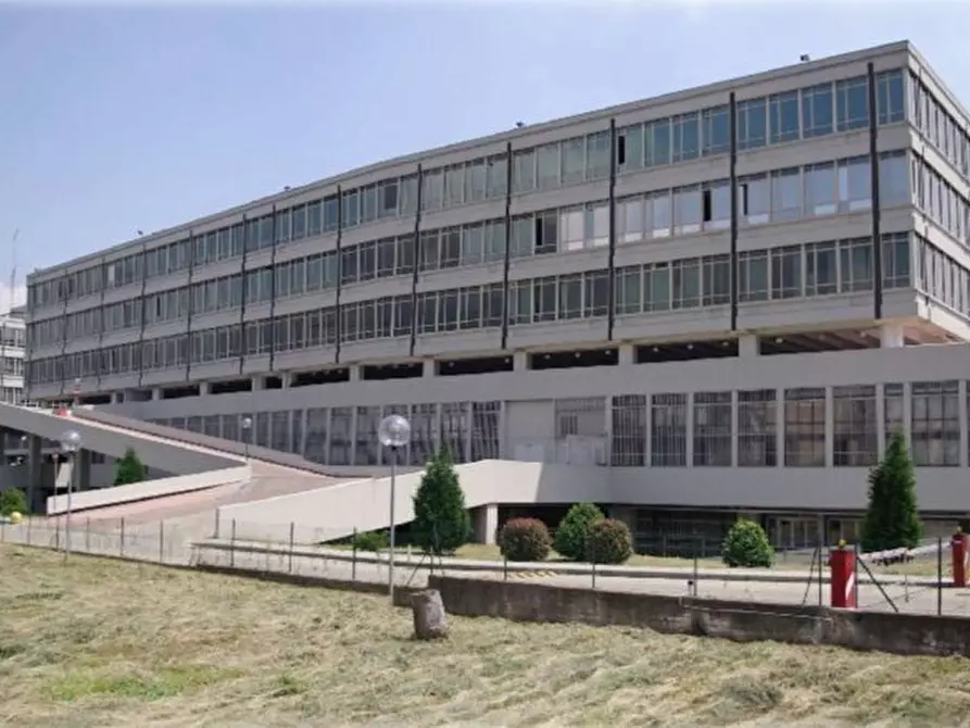 Immagine 2 di Ufficio in vendita  185 a Torino