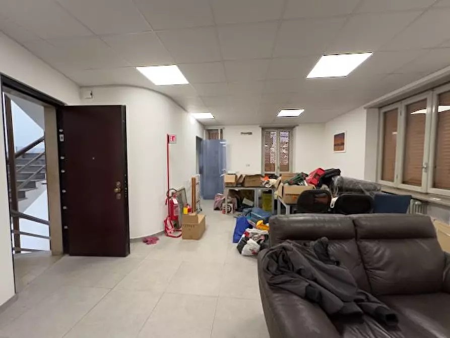 Immagine 9 di Ufficio in vendita  269 a Torino