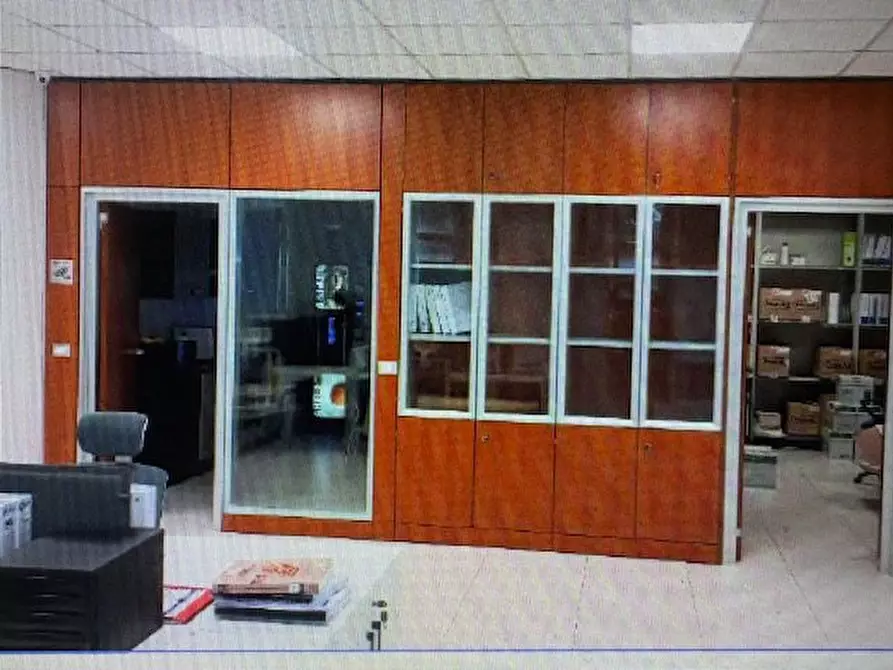 Immagine 9 di Ufficio in vendita  612/15/4 a Torino