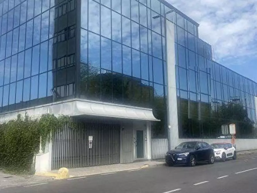 Immagine 1 di Ufficio in vendita  1/A  -  1/AB a Corsico