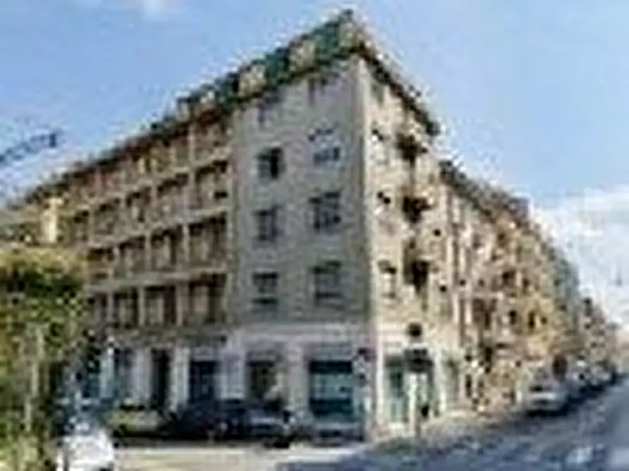 Immagine 3 di Ufficio in vendita  18 a Torino