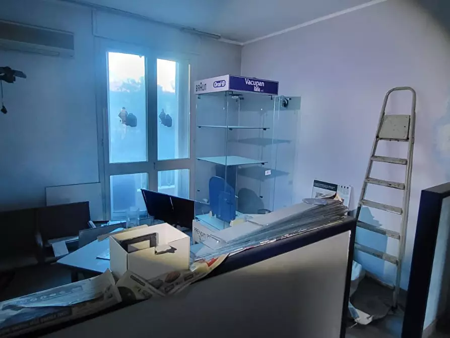 Immagine 6 di Ufficio in vendita  18 a Torino