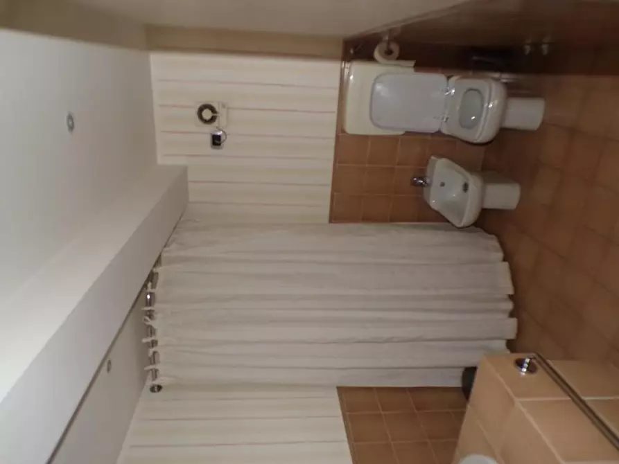 Immagine 7 di Ufficio in vendita  9 a Milano