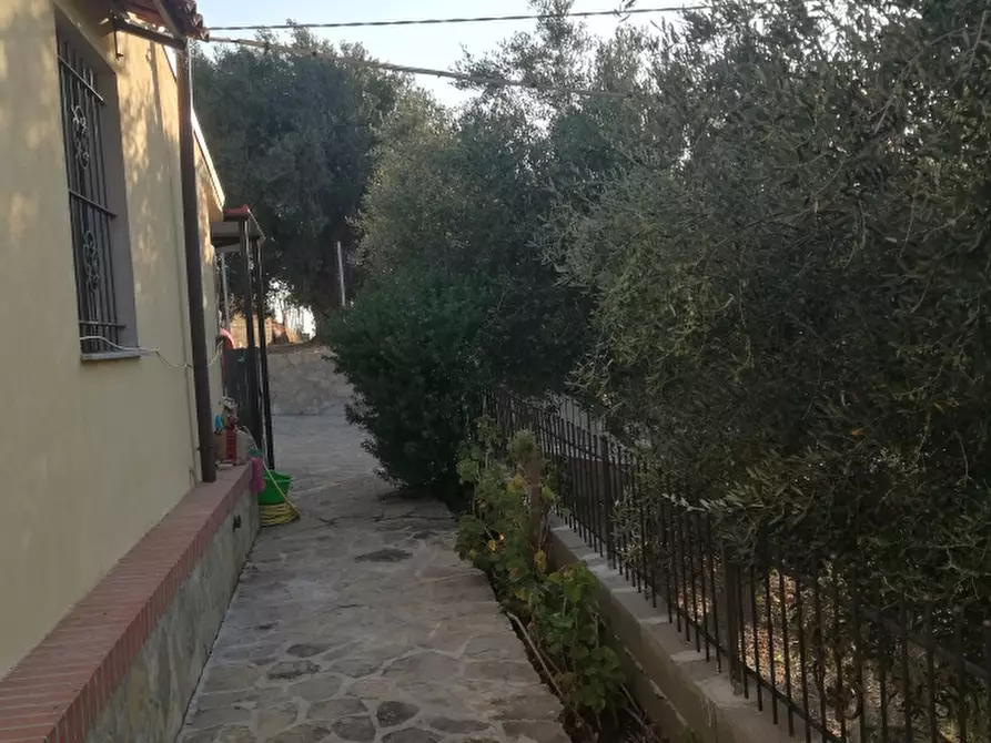 Immagine 3 di Casa indipendente in vendita  a Montebello Ionico