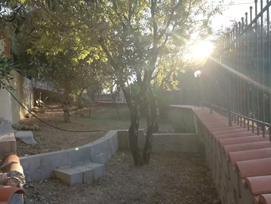 Immagine 5 di Casa indipendente in vendita  a Montebello Ionico