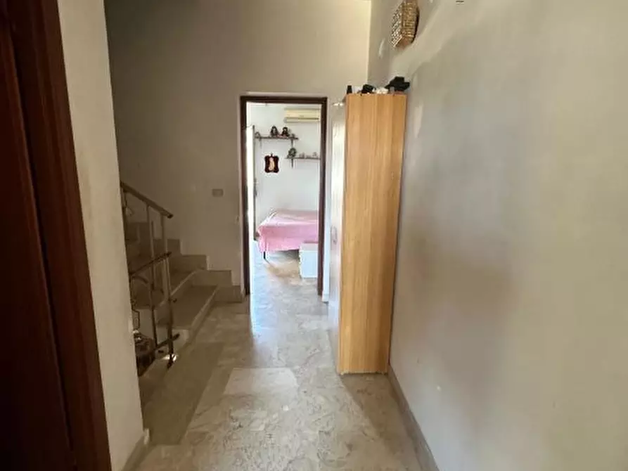 Immagine 9 di Casa indipendente in vendita  190 a San Lorenzo
