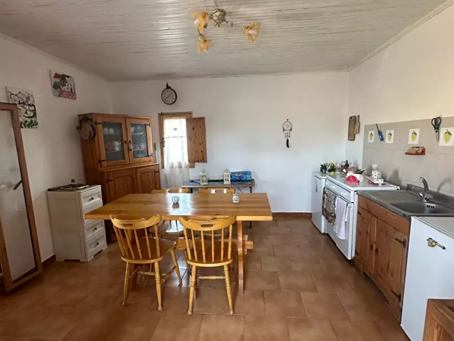 Immagine 8 di Casa indipendente in vendita  a Melito Di Porto Salvo