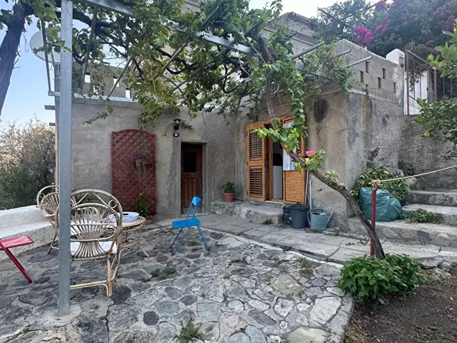 Immagine 7 di Casa indipendente in vendita  a Melito Di Porto Salvo