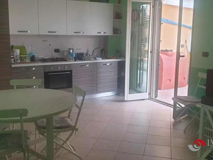 Immagine 8 di Casa indipendente in vendita  a Melito Di Porto Salvo