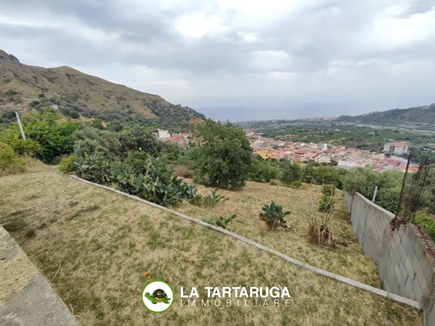 Immagine 2 di Terreno in vendita  a Pagliara