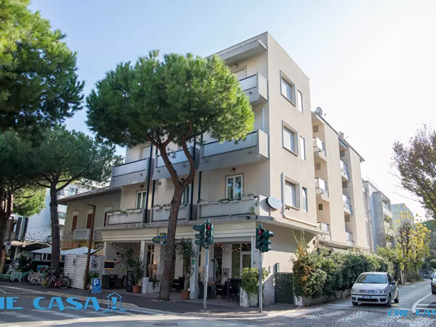 Immagine 1 di Albergo/B&B/Residence in vendita  a Riccione