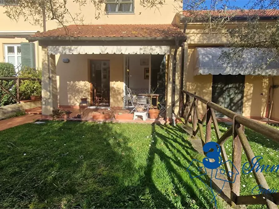 Immagine 1 di Villetta a schiera in vendita  a Garlenda