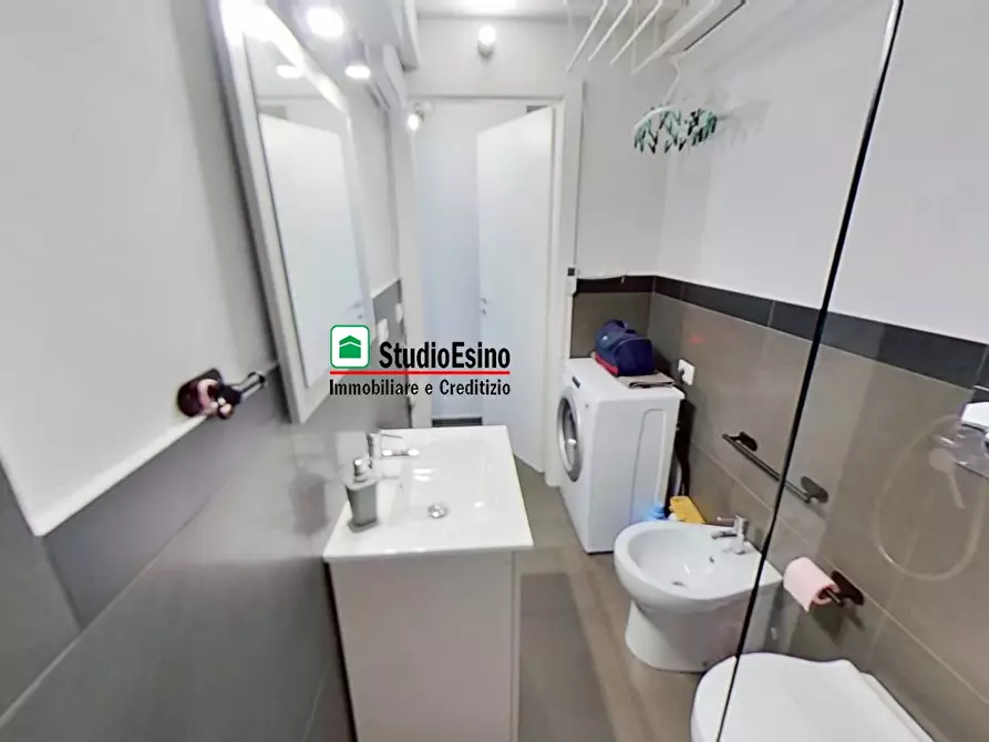 Immagine 10 di Appartamento in vendita  a San Benedetto Del Tronto