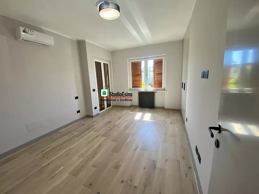 Immagine 10 di Appartamento in vendita  175 a San Benedetto Del Tronto