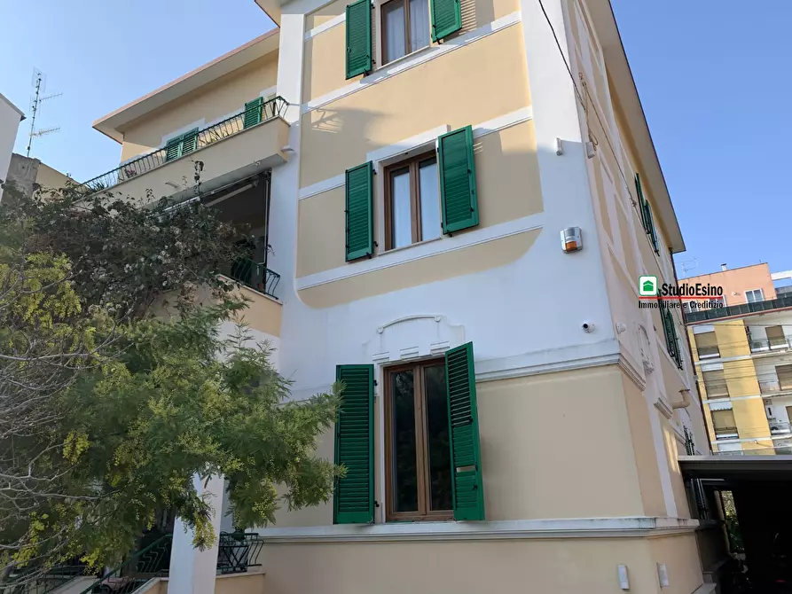 Immagine 2 di Appartamento in vendita  34 a San Benedetto Del Tronto