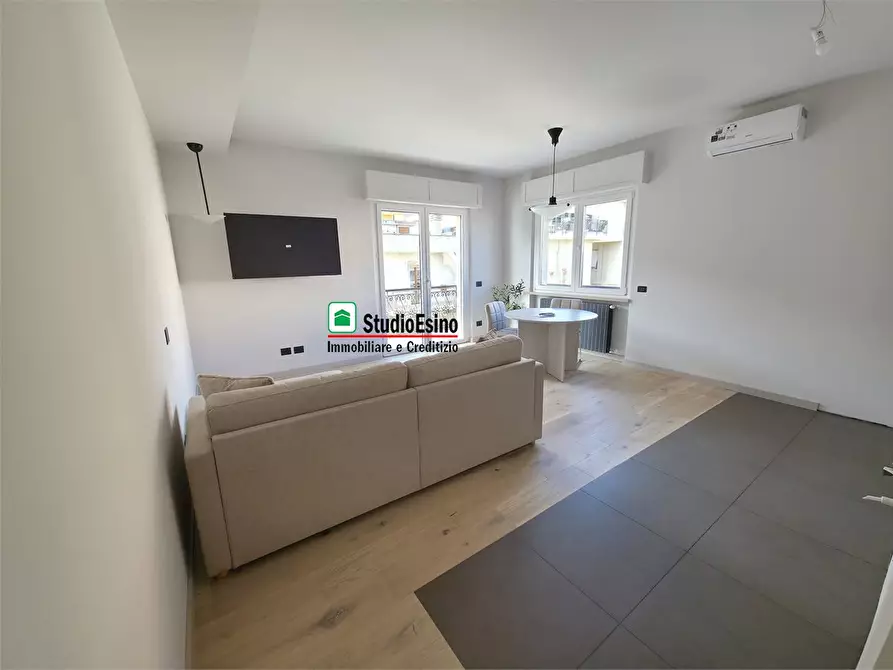 Immagine 2 di Appartamento in vendita  6 a San Benedetto Del Tronto