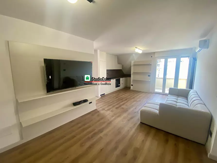 Immagine 2 di Appartamento in vendita  8 a San Benedetto Del Tronto