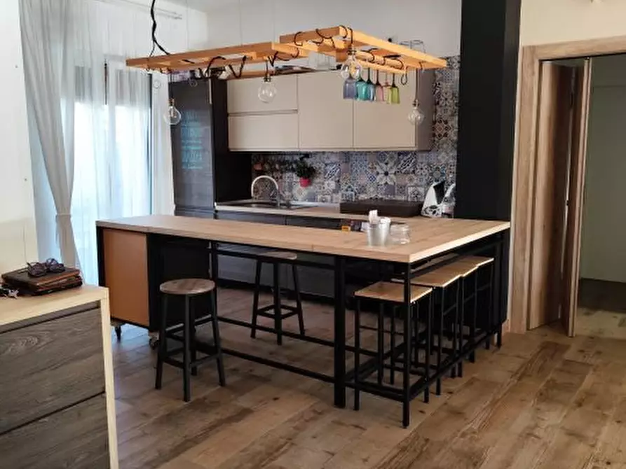 Immagine 2 di Appartamento in vendita  a Bari