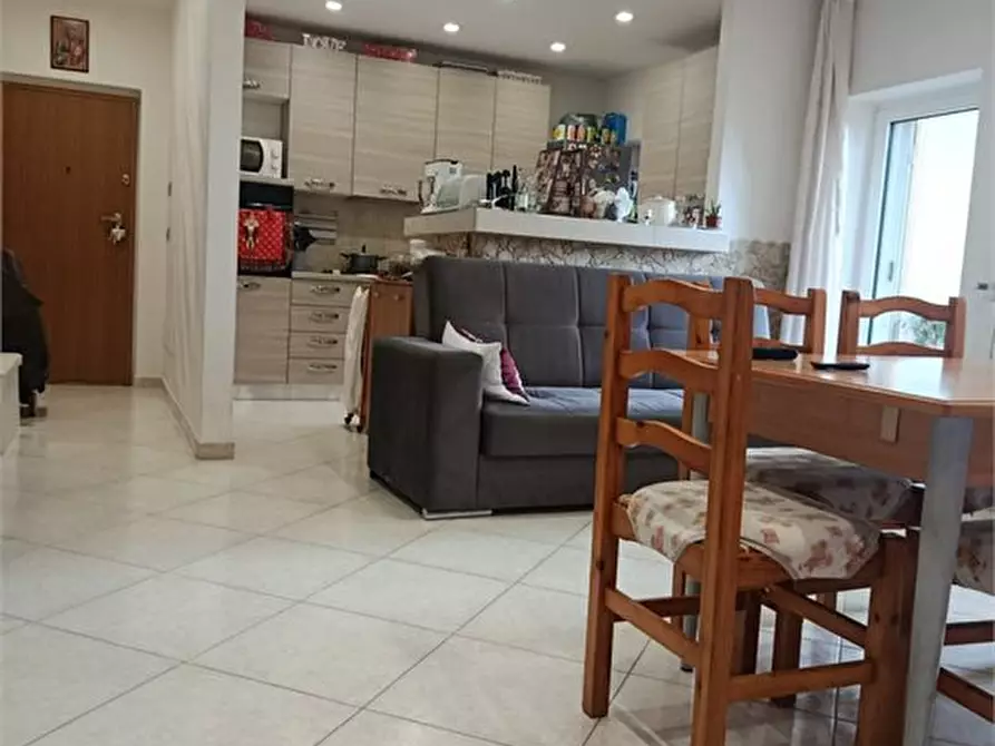 Immagine 3 di Appartamento in vendita  a Acquaviva Delle Fonti