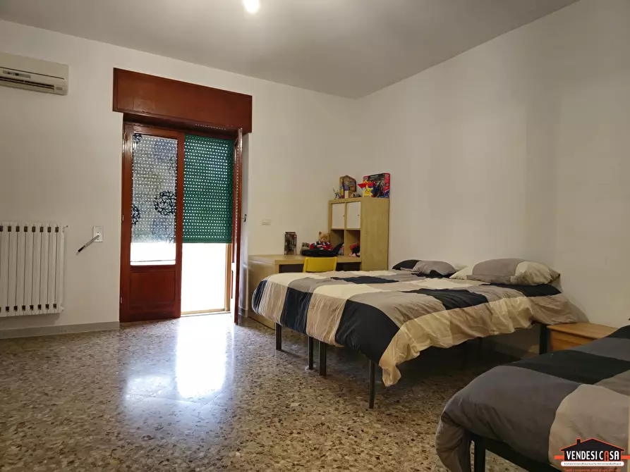 Immagine 6 di Appartamento in vendita  a Adelfia