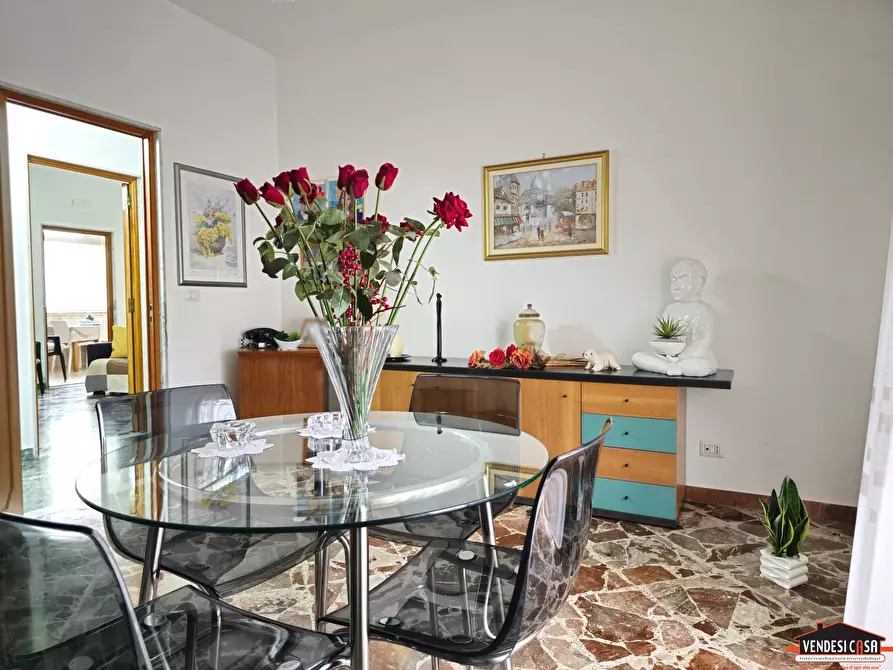 Immagine 7 di Appartamento in vendita  a Adelfia