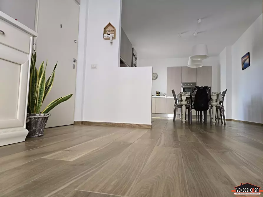 Immagine 7 di Appartamento in vendita  4 a Adelfia