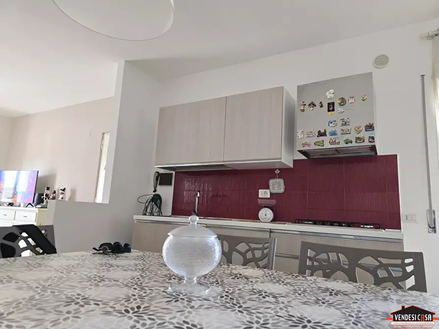 Immagine 4 di Appartamento in vendita  4 a Adelfia