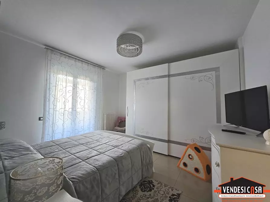 Immagine 9 di Appartamento in vendita  13 a Adelfia