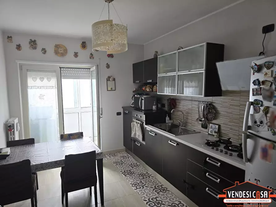 Immagine 6 di Appartamento in vendita  17 a Adelfia