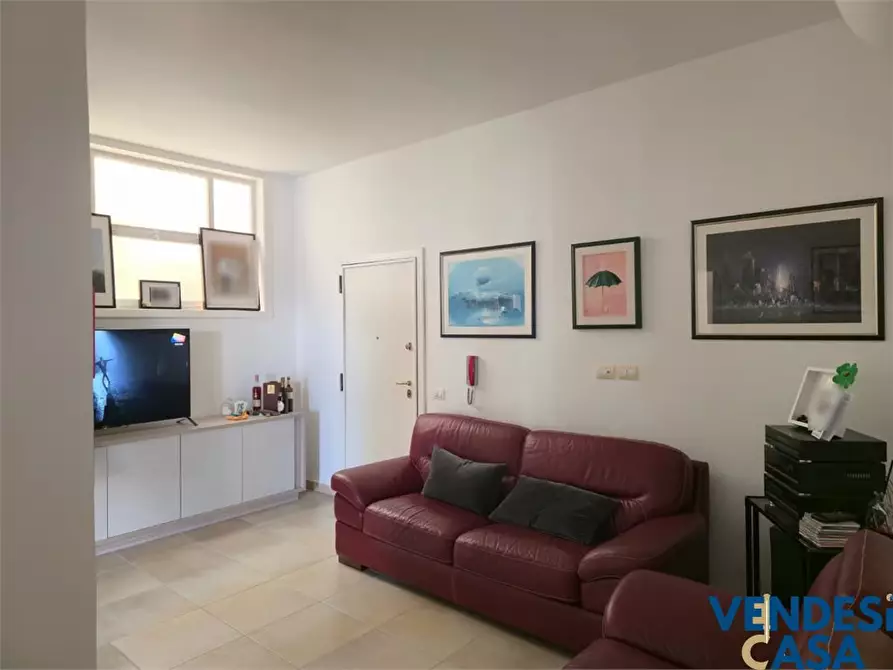 Immagine 5 di Appartamento in vendita  103 a Adelfia