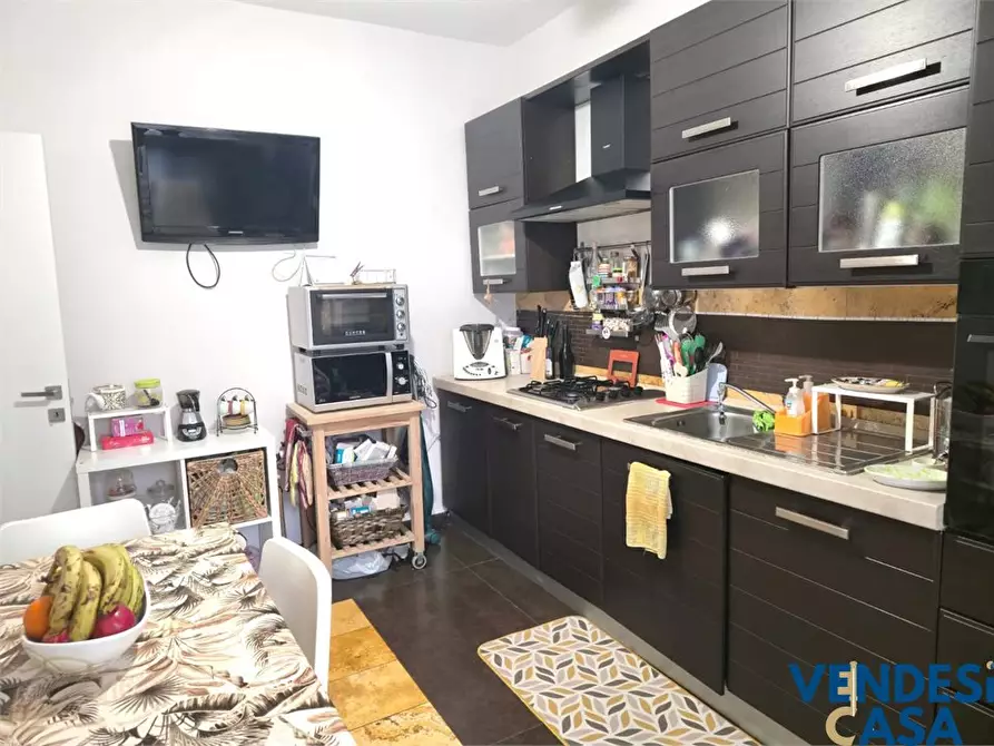 Immagine 6 di Appartamento in vendita  27 a Adelfia