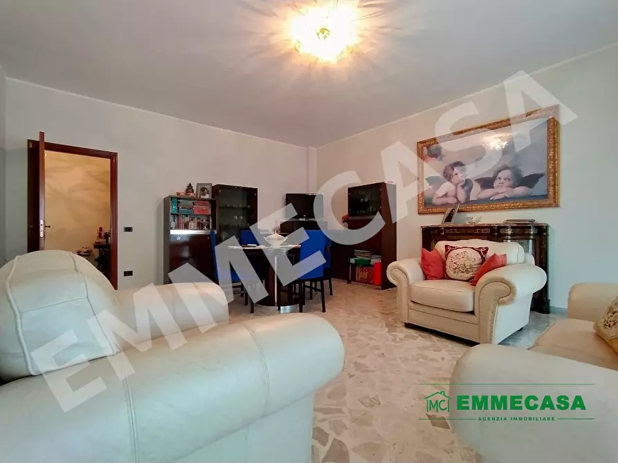 Immagine 2 di Appartamento in vendita  a Valenzano