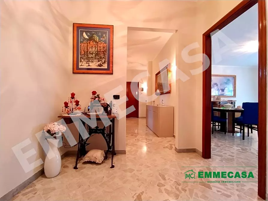 Immagine 5 di Appartamento in vendita  a Valenzano