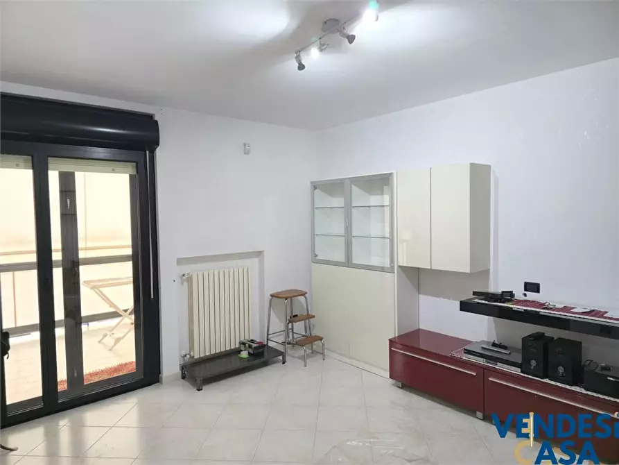 Immagine 5 di Appartamento in vendita  8 a Valenzano