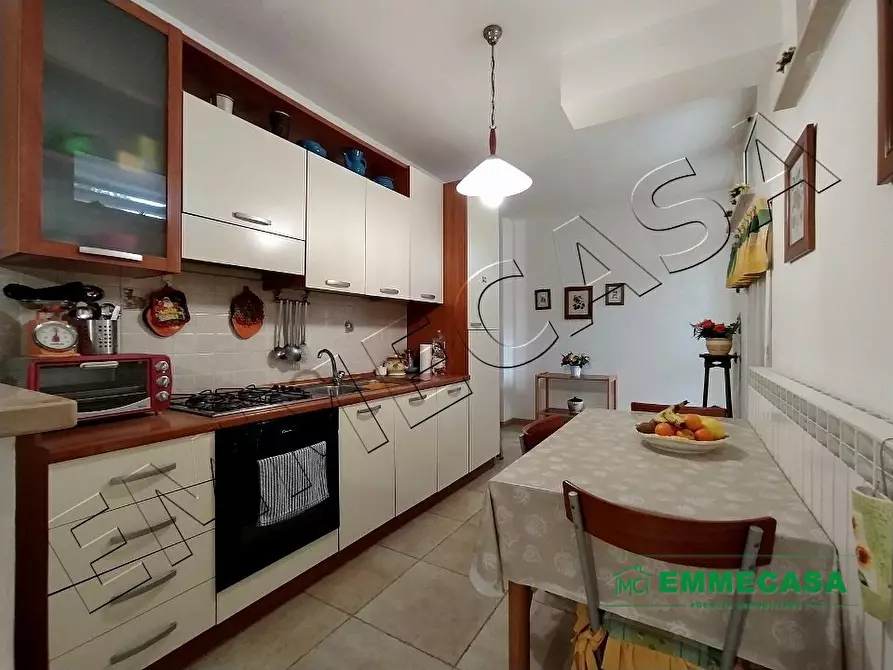 Immagine 8 di Appartamento in vendita  a Valenzano