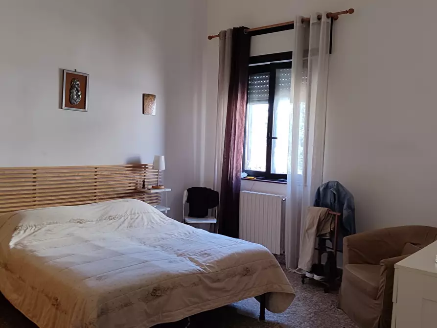 Immagine 10 di Appartamento in vendita  58 a Bari