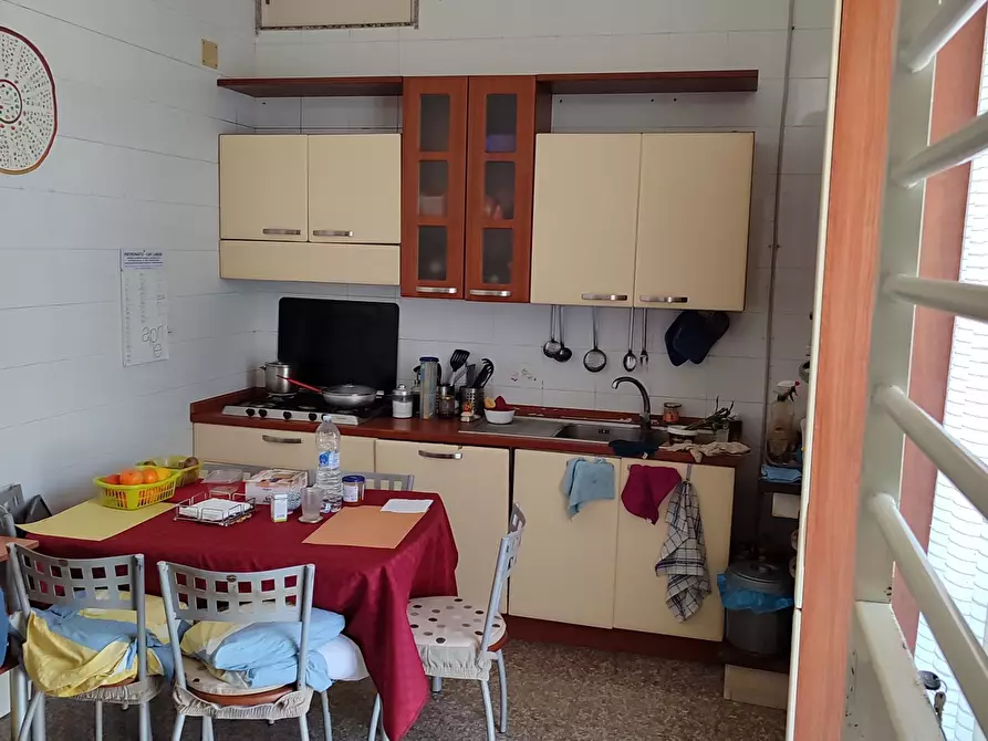 Immagine 6 di Appartamento in vendita  58 a Bari