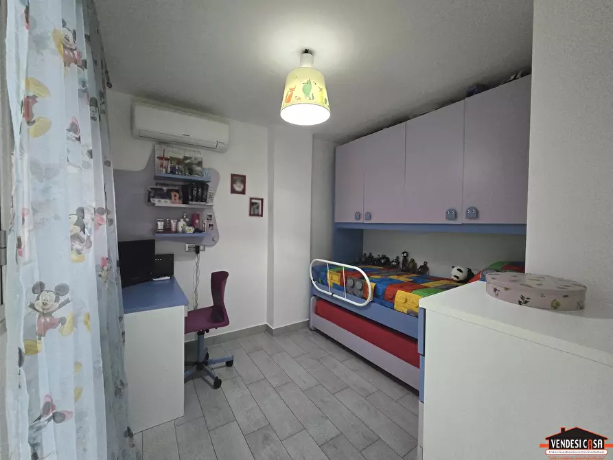 Immagine 6 di Appartamento in vendita  11 a Adelfia