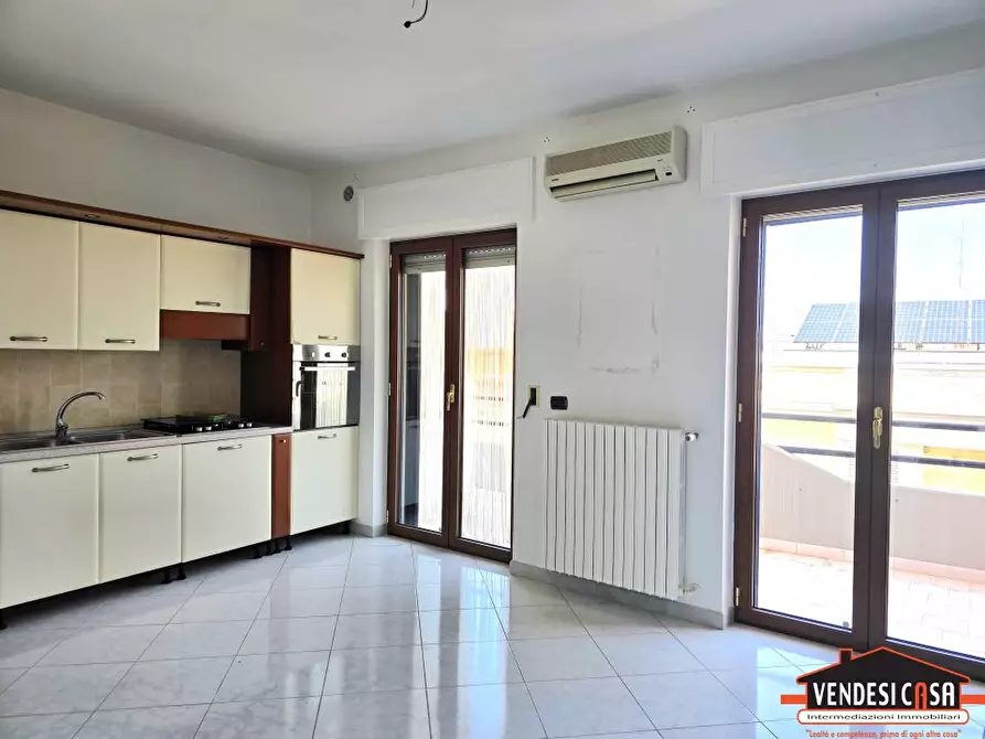 Immagine 6 di Appartamento in vendita  47 a Adelfia