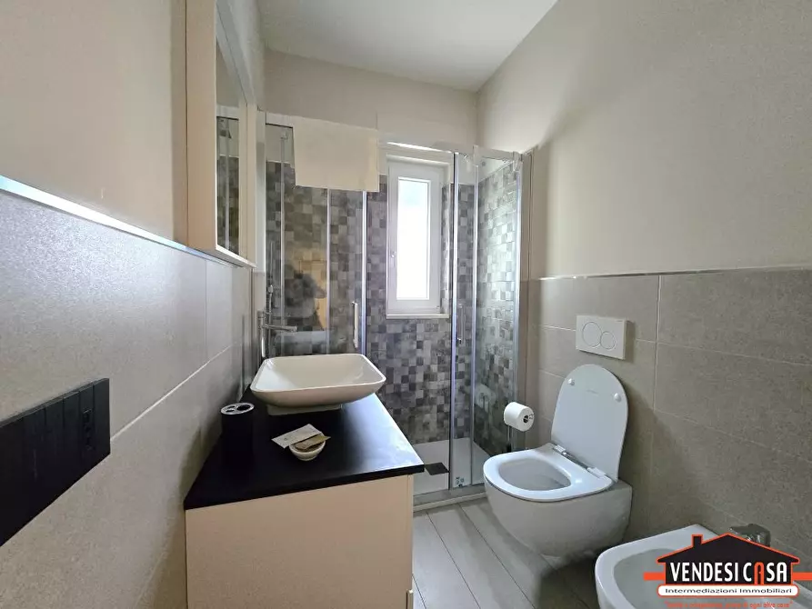 Immagine 8 di Appartamento in vendita  3 a Adelfia