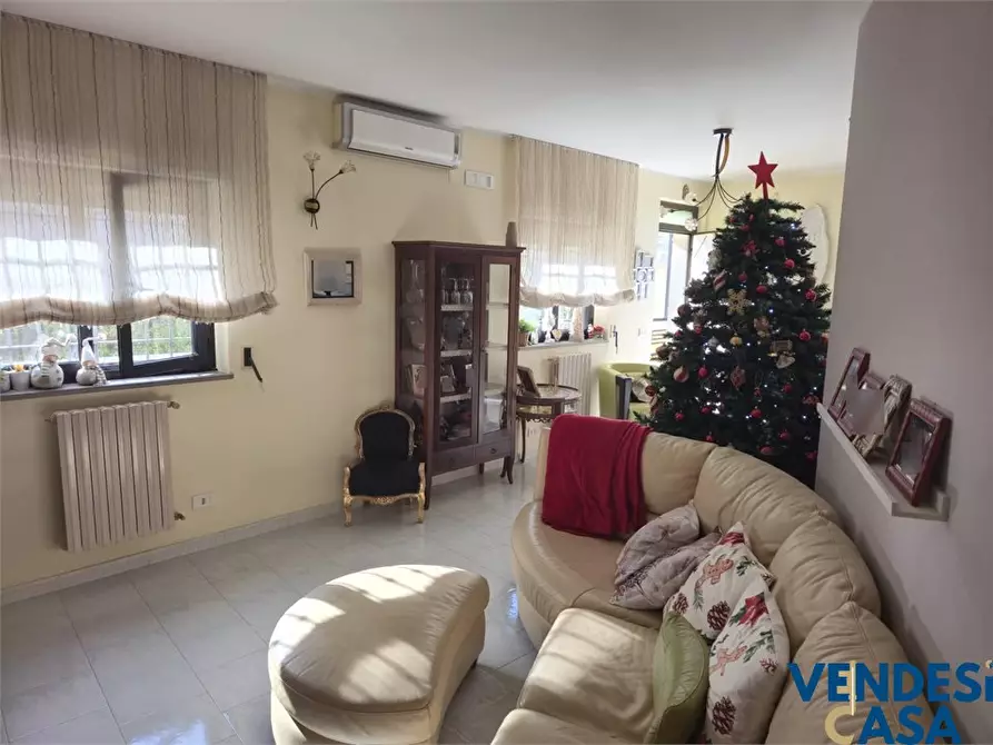 Immagine 6 di Appartamento in vendita  22 a Adelfia