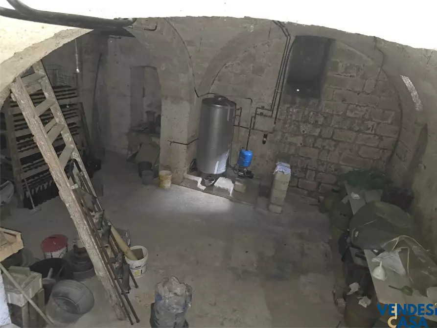 Immagine 10 di Appartamento in vendita  14 a Adelfia