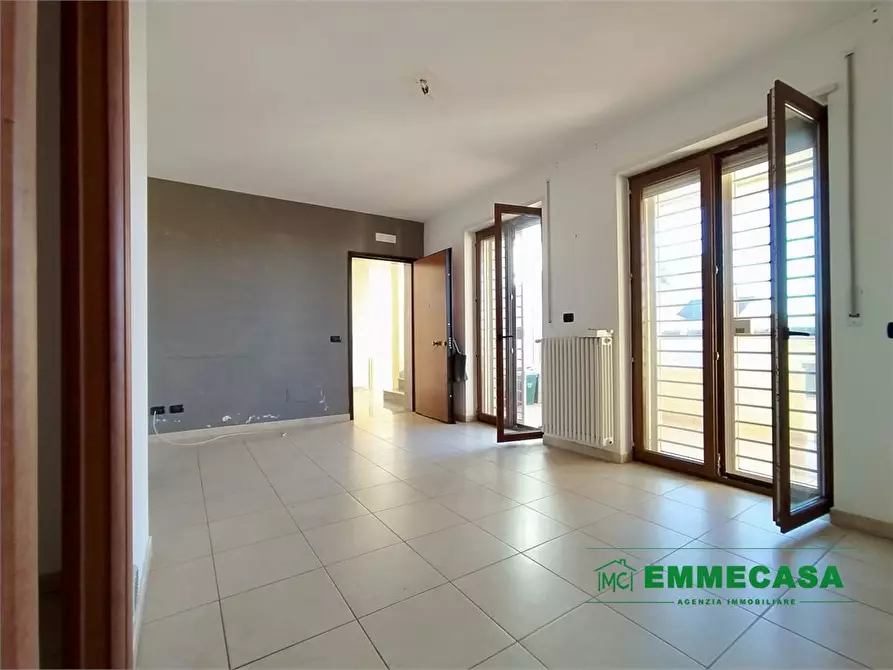 Immagine 3 di Appartamento in vendita  a Casamassima