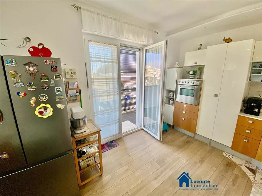 Immagine 5 di Appartamento in vendita  a Capurso